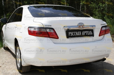 Toyota-Camry V40 (рестайлинг) 2009—2011-Накладки на задние фары (реснички) компл.-2 шт.-глянец (под покраску)