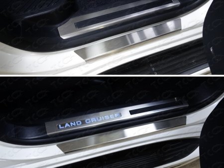 Toyota Land Cruiser 200 2015 Накладки на пороги с гибом (лист шлифованный)