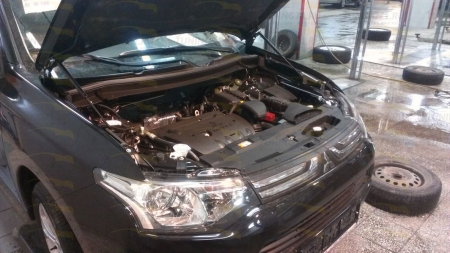 Газовые упоры капота Mitsubishi Outlander III 2012-