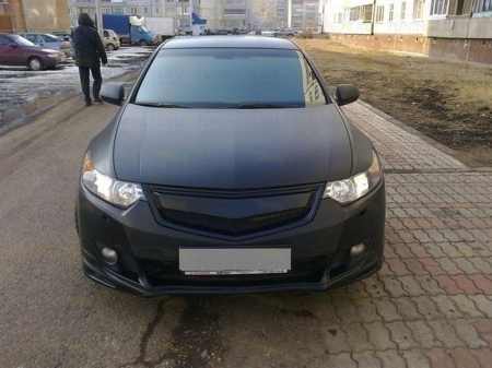 Honda, Accord  VIII Решетка радиатора, "Без эмблемы" *