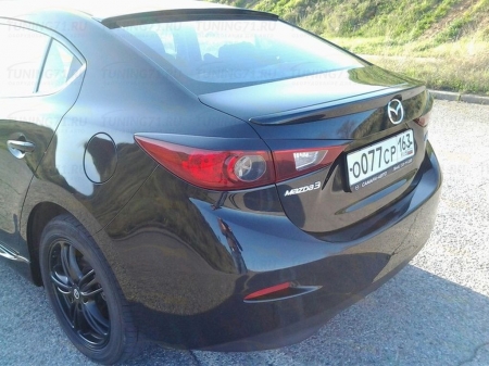 Mazda 3, седан 2013- Спойлер, "Узкий", на заднее стекло