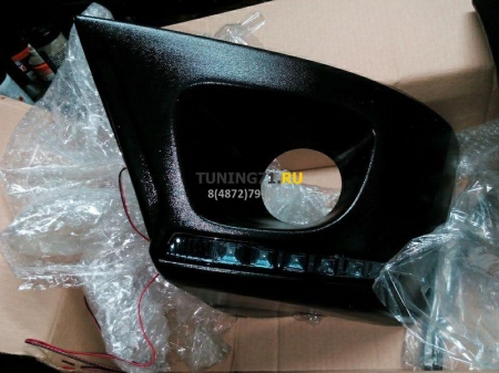2011 -  Renault Duster Накл.на противотум. фары (LED) ABS пластик , с тиснением, глянцевое исполнениеНакладки на передний бампер 2 шт., комплект ДХО